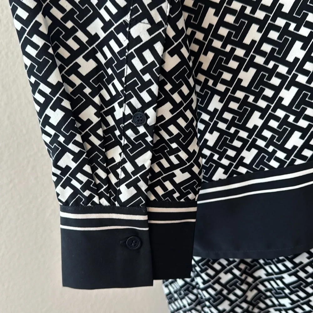 NWT Tommy Hilfiger Luxe Blouse and Pant Set - Picture 5 of 9